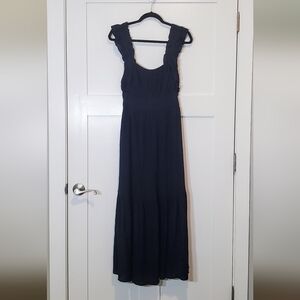 Abercrombie & Fitch Maxi Dress Size Med Tall Viscose Black Smocked Tiere…